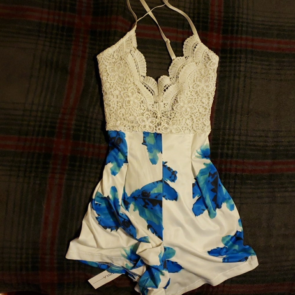 NWT XS Romper